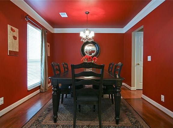 3rd image of 222 Wisteria Dr