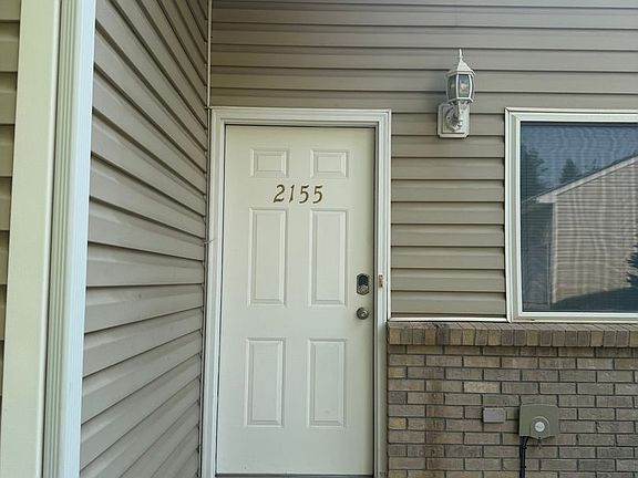 5th image of 2155 Meadow Ct