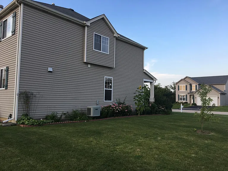 1048 Mackenzie Dr — Photo 13