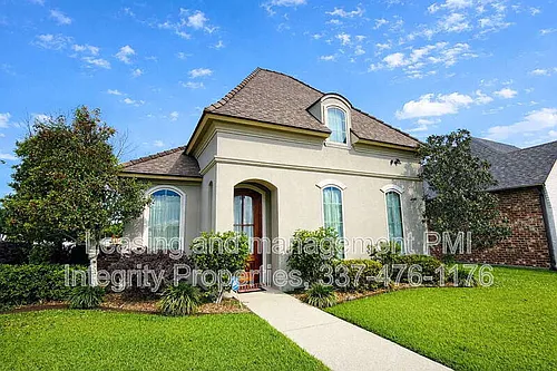 106 Shadow Springs Dr Photo 1