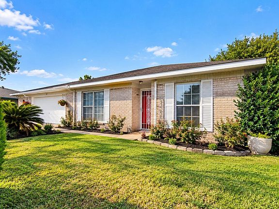 4th image of 5106 Ridge Manor Dr