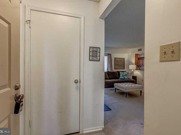 5th image of 12242 Stevenson Ct
