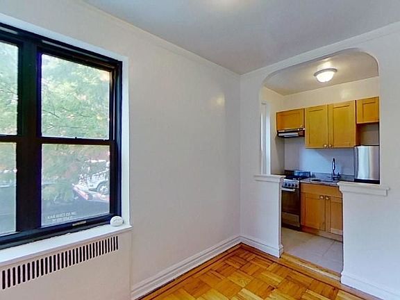 5th image of 30 Park Ter E #1E1