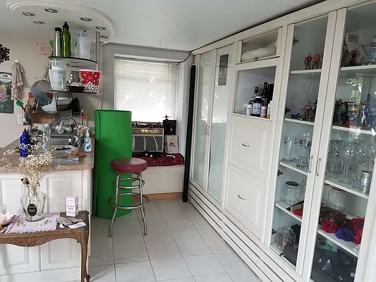 Rented by Urban Realty NYC | media 20