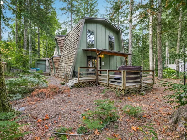 21760 E Tree Swallow Ln, Rhododendron, OR 97049