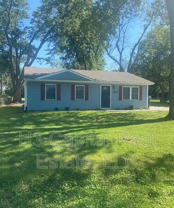 1st image of 2632 Carolyn Blvd