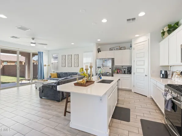 9512 W TURNEY Avenue, Phoenix, AZ 85037