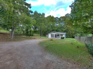 559 Center Rd, Cartersville, GA 30121