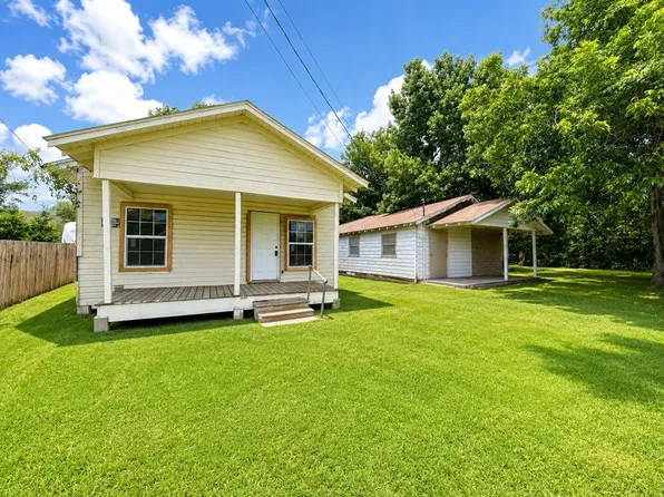 445 & 455 Bonner St, Silsbee, TX 77656