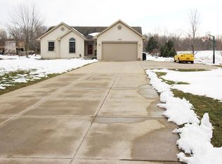 3624 Lower Mountain Rd, Sanborn, NY 14132