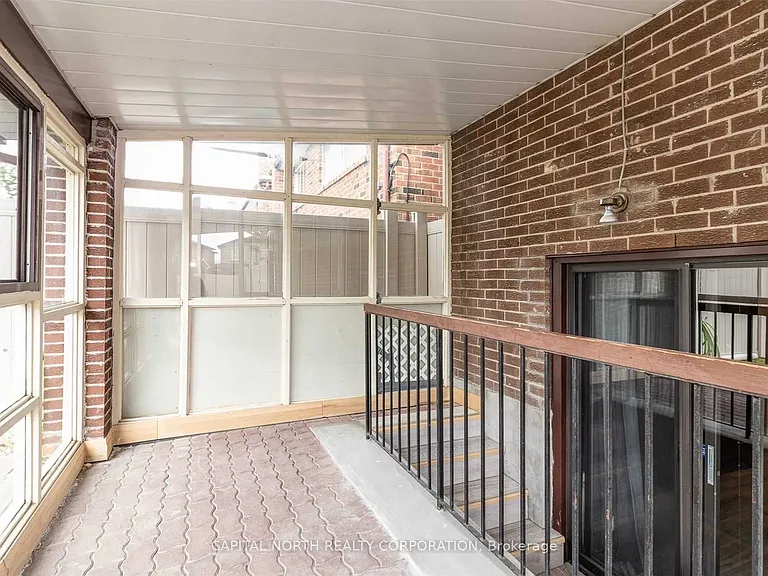 2 Imperial Ct — Photo 15