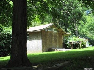 31 E Main St, Smyrna, NY 13464