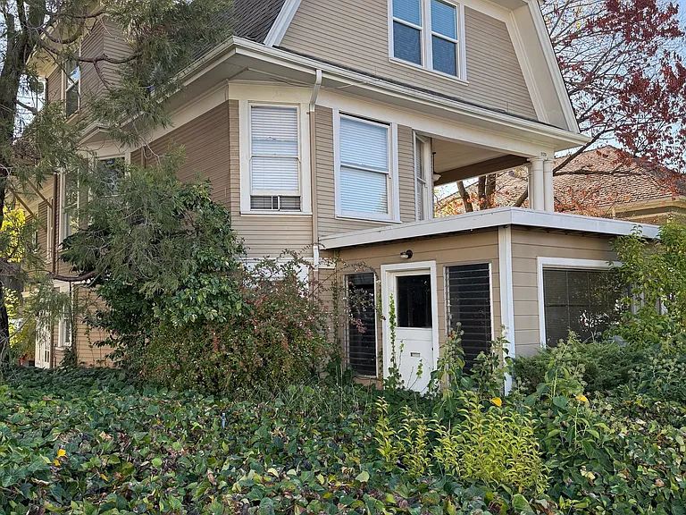 1120 Lincoln Ave #3 — Photo 3