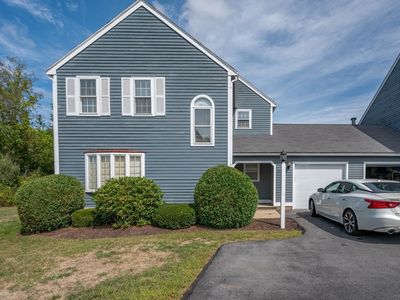 133 Whittier Meadows Dr UNIT 133, Amesbury, MA, 01913
