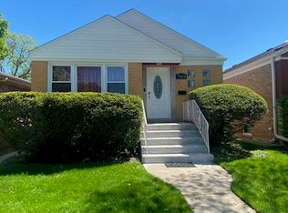 7323 N California Ave, Chicago, IL