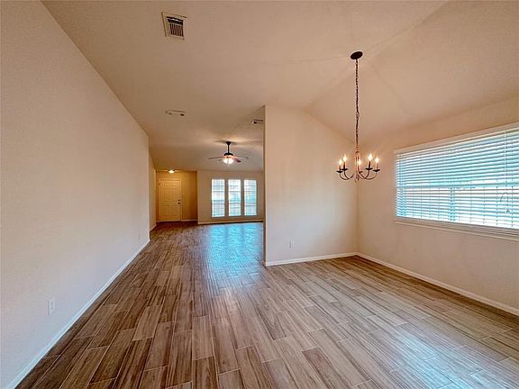 4th image of 13723 Audra Ln