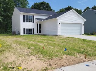 614 Arizona Blvd, Three Rivers, MI 49093