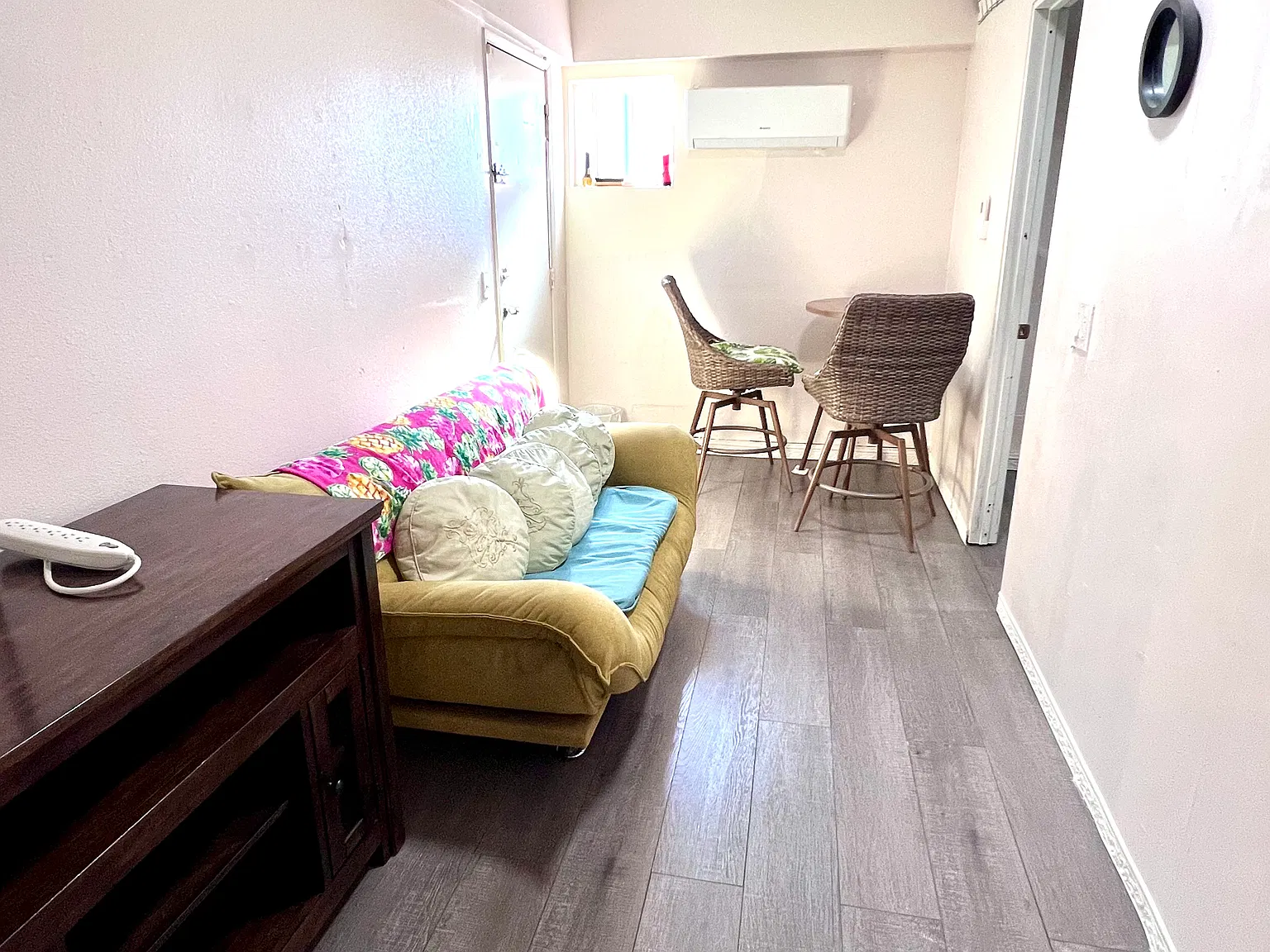 2 bed, $1,300 — Photo 2