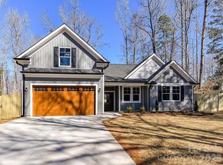 185 Flat Stone Dr, Clover, SC