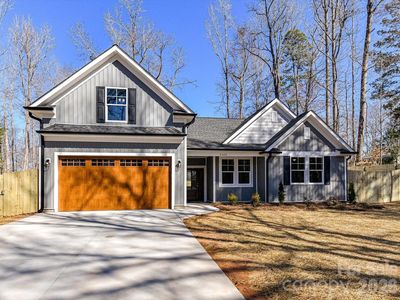 185 Flat Stone Dr, Clover, SC, 29710