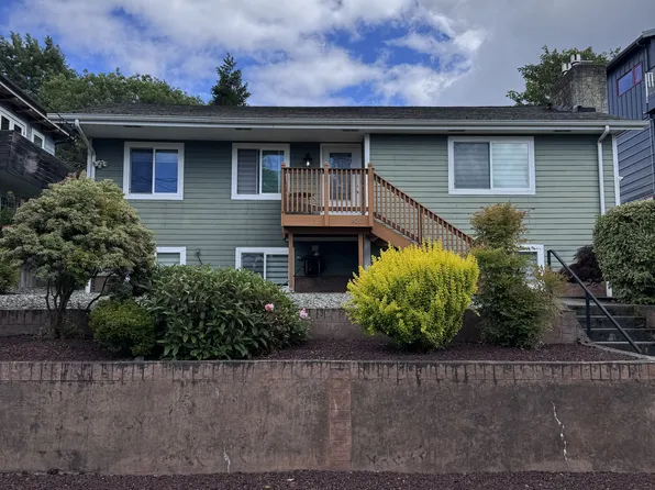 420 21st Ave E, Seattle, WA 98112