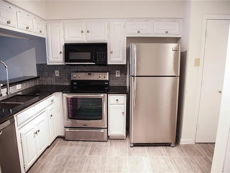 7414 Fair Oaks Ave — Photo 10