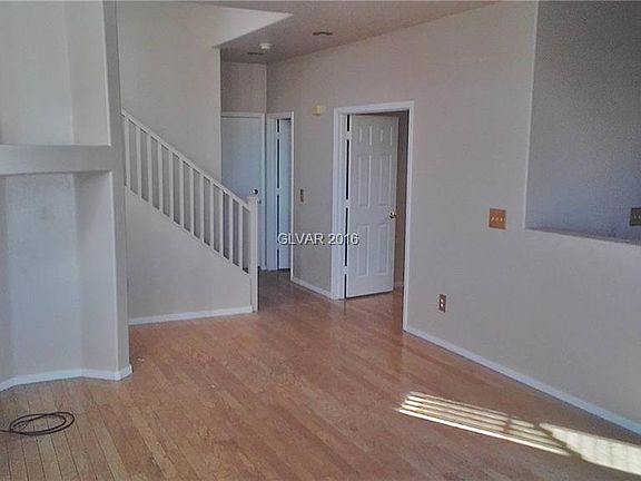 5th image of 676 Cocoplum Ct