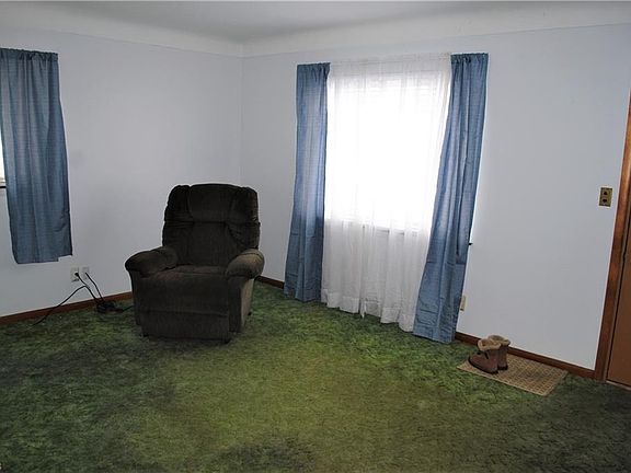 3rd image of 26131 Mallard Ave