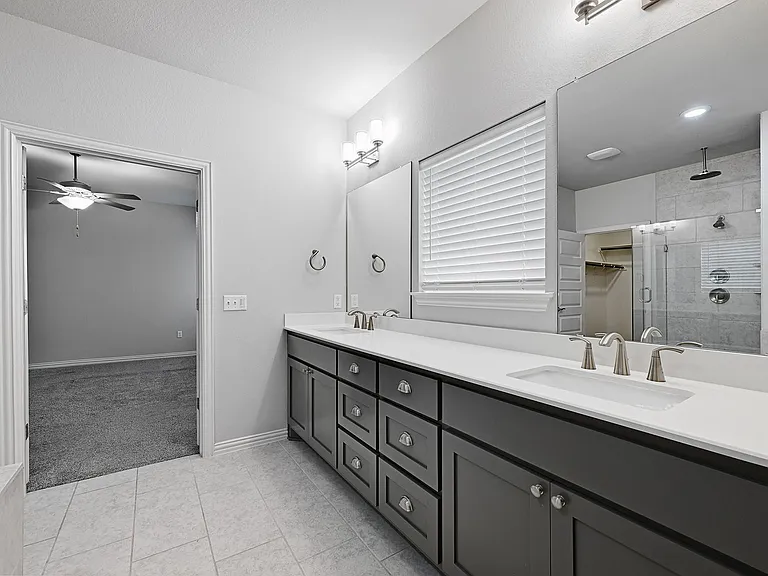 8816 Mina Dr — Photo 14