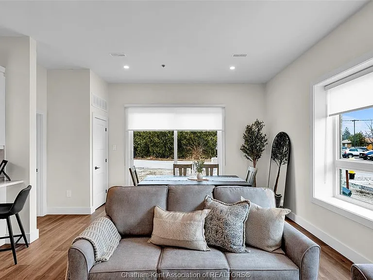 12 Mill St W #214 — Photo 21