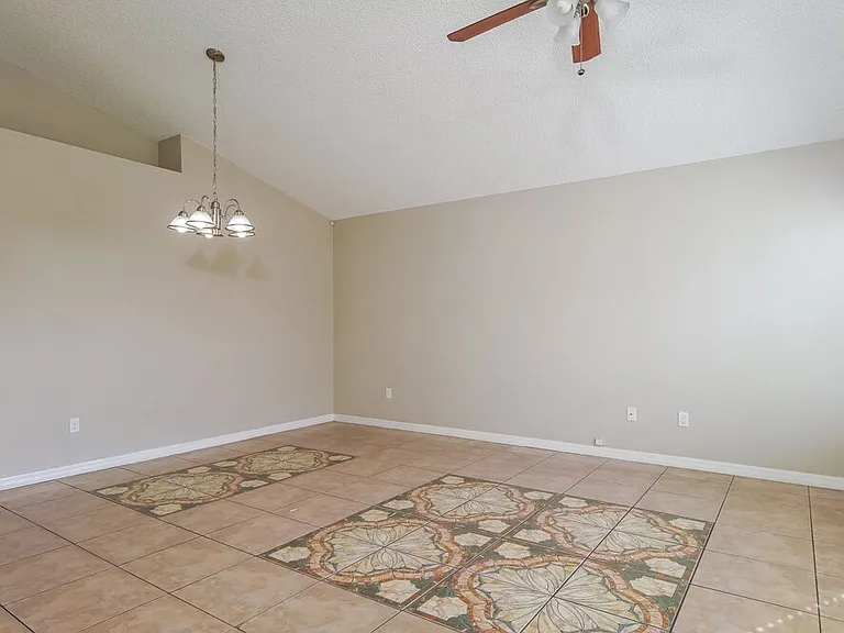 3744 Dartford Dr — Photo 4