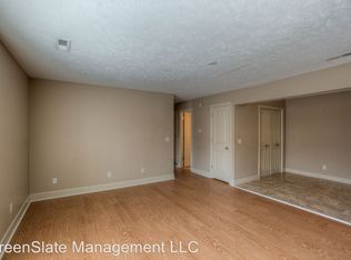 417 N 40th St APT 2, Omaha, NE 68131