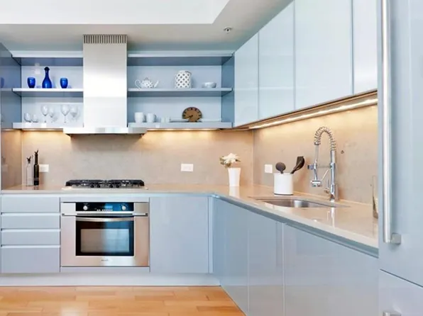 77 Hudson Street image 9 of 40