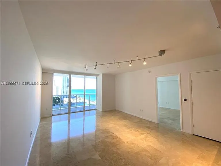 1830 Ocean Dr #CU-1210 — Photo 4