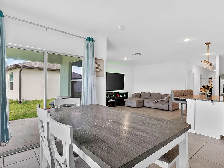 4954 Armina Pl — Photo 19