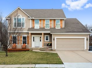15734 S Madison Dr, Olathe, KS 66062