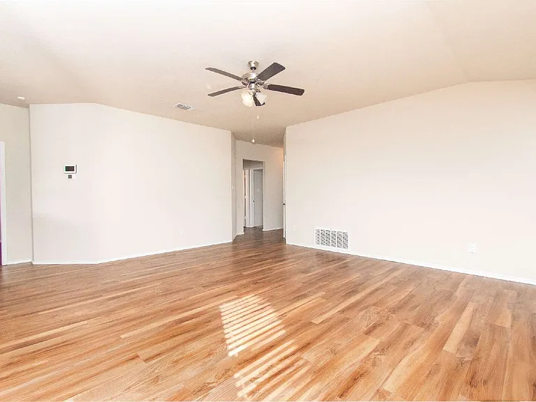 2319 Pintail Loop — Photo 5