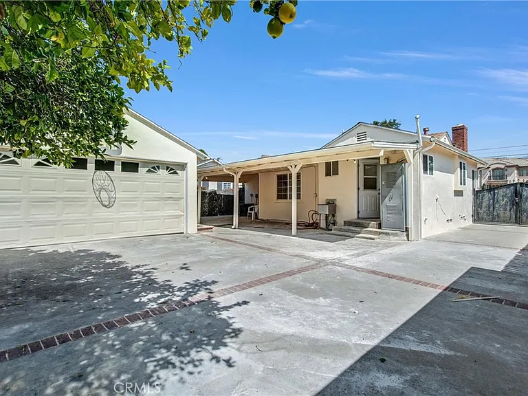 712 W Longden Ave — Photo 4