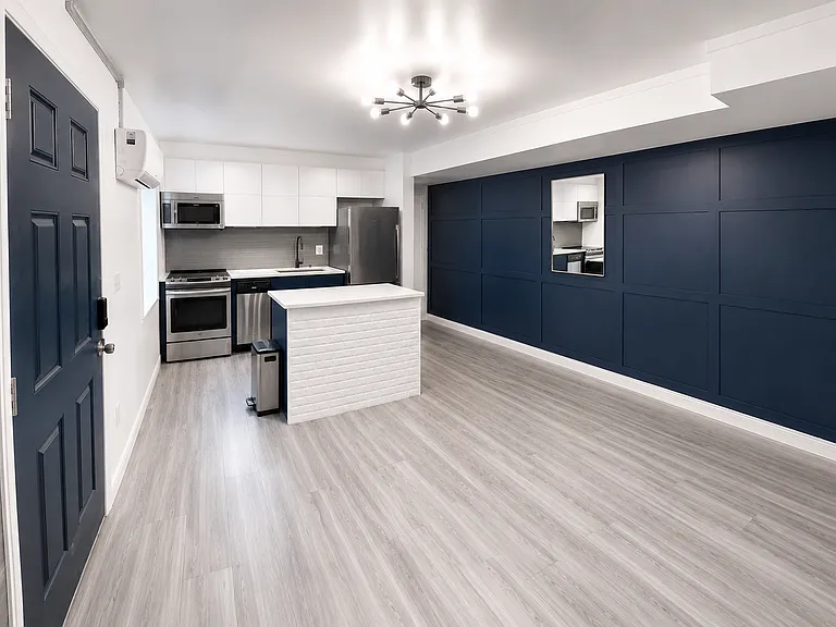 129 Gage St #2 — Photo 4