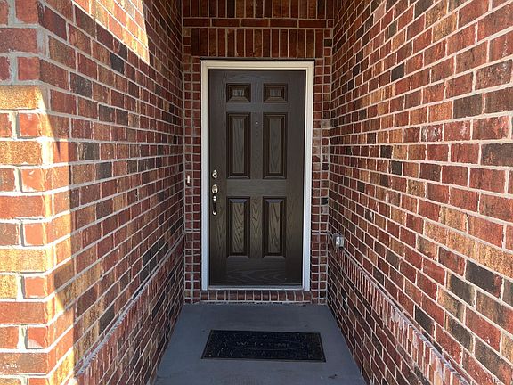 Front entry Porch