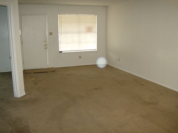 5th image of 1712-1714 Fitzgerald Ct #2