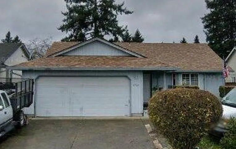 4704 NE 130th Ave photo 1