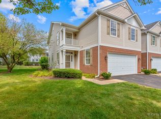 276 Lineas Ln, Geneva, IL 60134