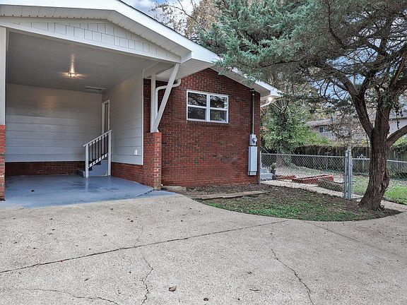 2nd image of 3723 Timber Cir