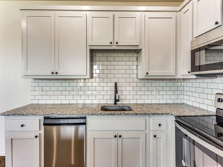 116 Dealva Ct #116 — Photo 7