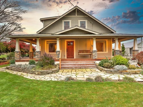 23715 SE 448th, Enumclaw, WA 98022