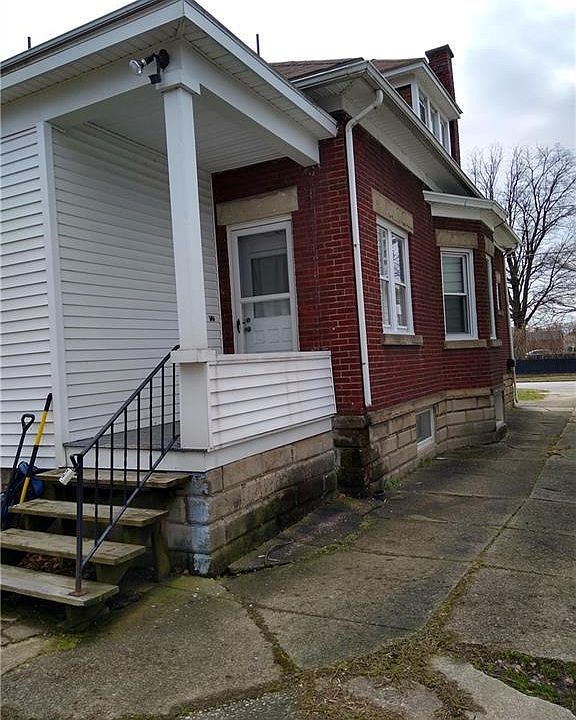 Building Photo 4