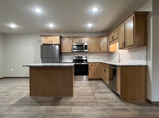 4847 Woodland Park Drive, Eau Claire, WI 54701