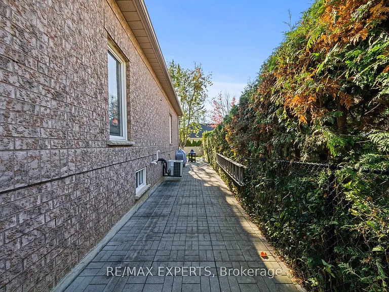 462 Vaughan Mills Rd #BASEMENT — Photo 21