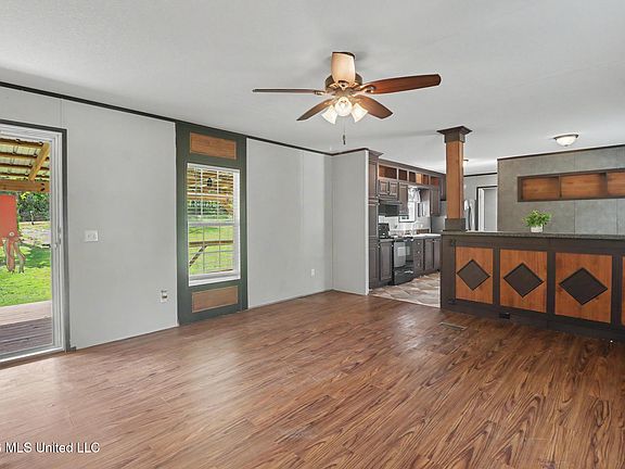 2nd image of 23349 Ramsey Ln